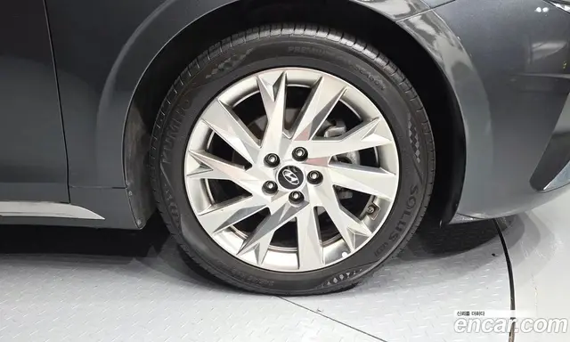 Hyundai Grandeur 2022 2.4 автомат (гидро), миниатюра 7
