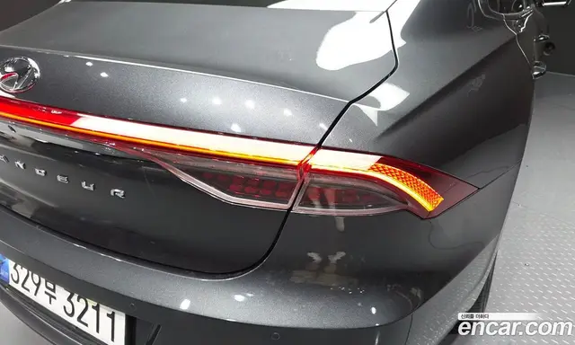 Hyundai Grandeur 2022 2.4 автомат (гидро), миниатюра 9