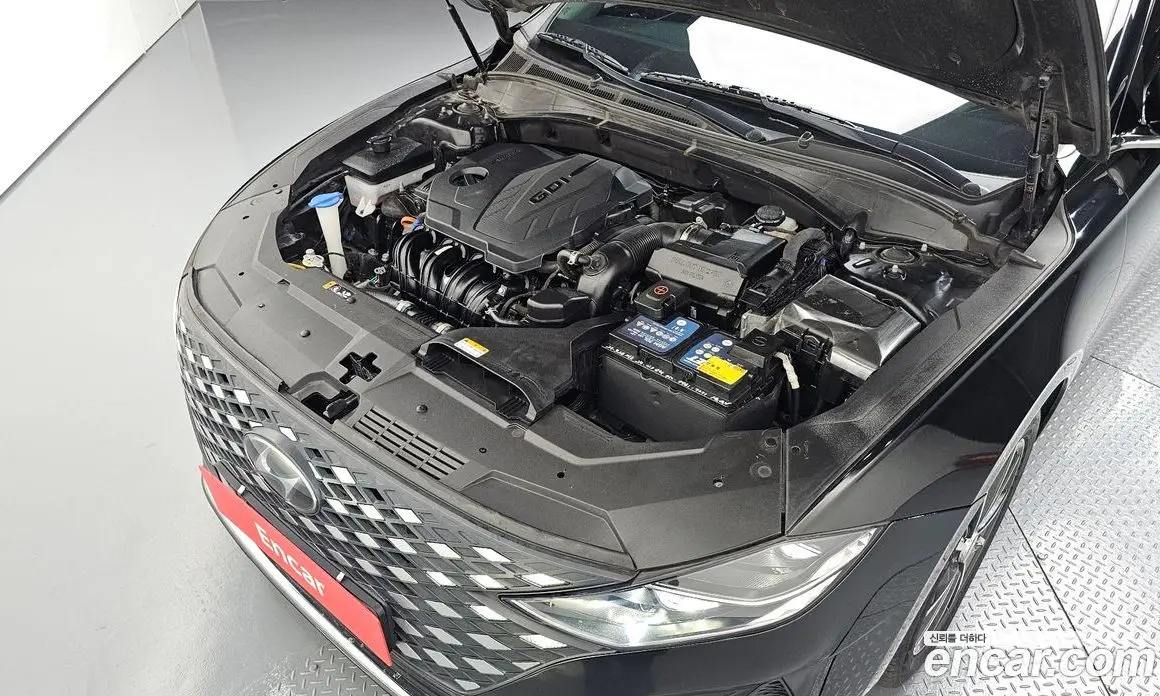 Hyundai Grandeur 2022 2.5 автомат (гидро), фото 6