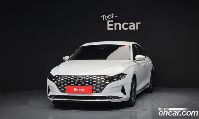 Hyundai Grandeur 2022 2.5 автомат (гидро), миниатюра 3