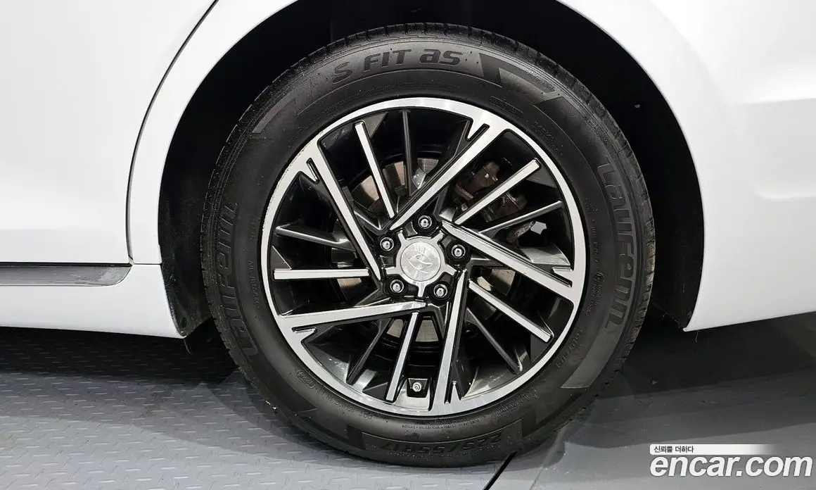 Hyundai Grandeur 2022 2.5 автомат (гидро), фото 7