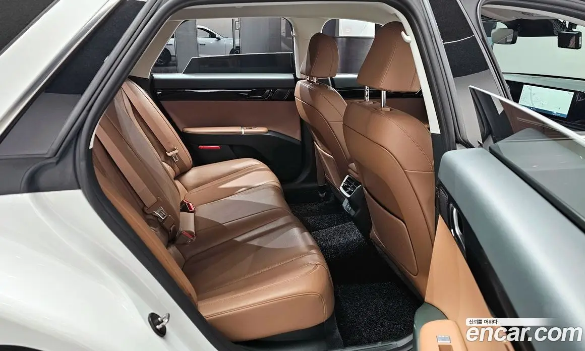 Hyundai Grandeur 2023 2.5 автомат (гидро), фото 12