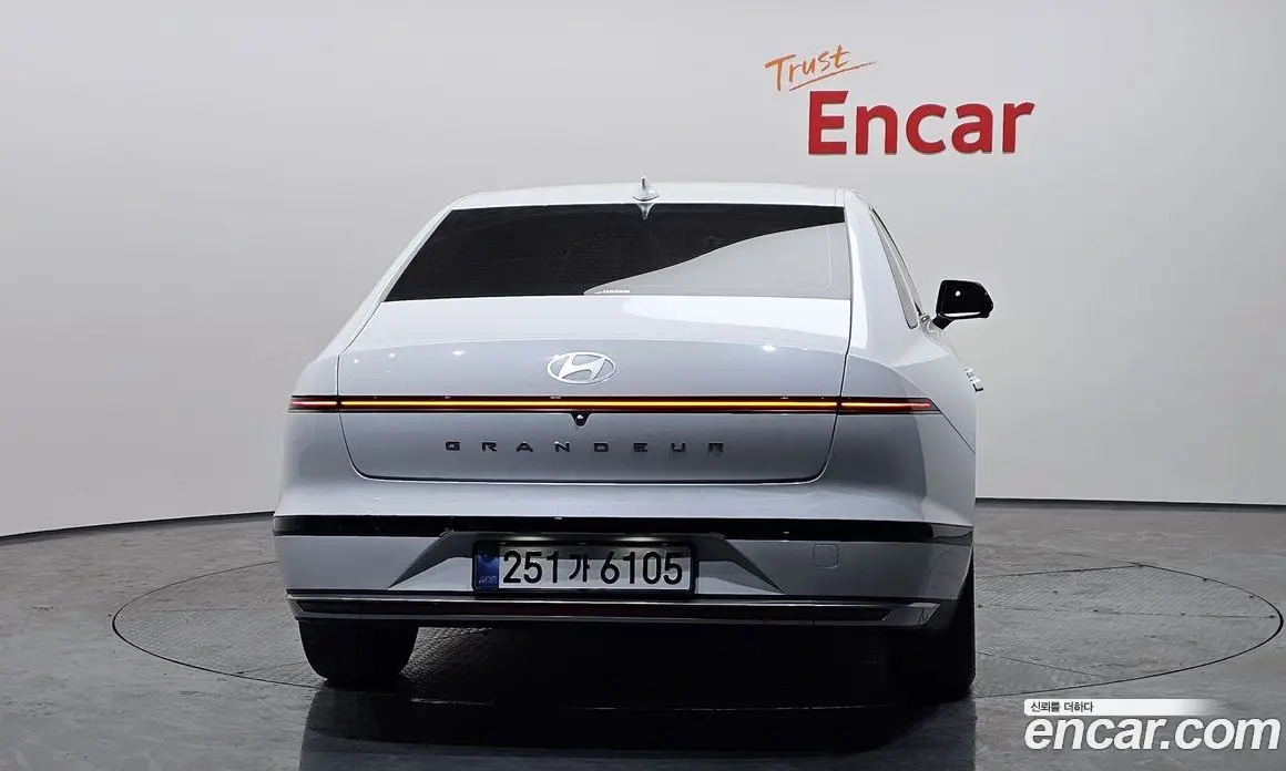 Hyundai Grandeur 2023 2.5 автомат (гидро), фото 4