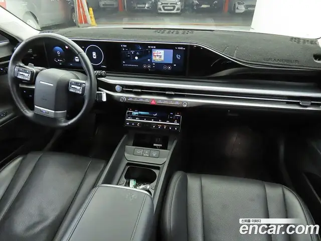 Hyundai Grandeur 2023 3.5 автомат (гидро), миниатюра 5