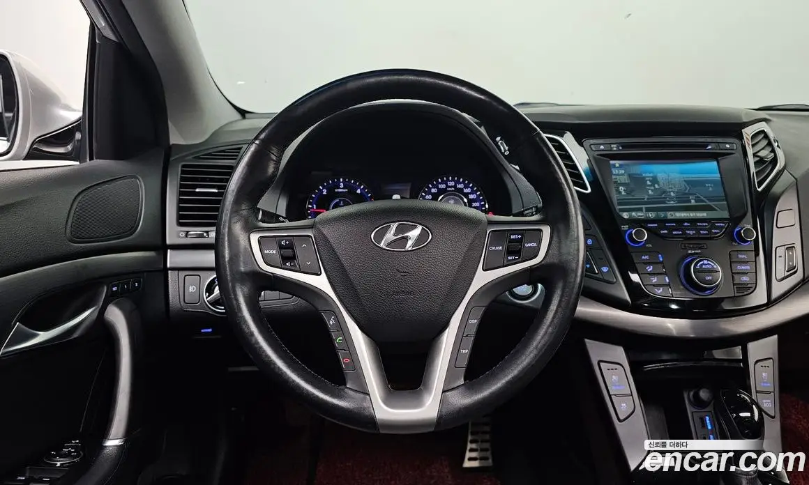 Hyundai i40 2013 1.7 автомат (гидро), фото 12