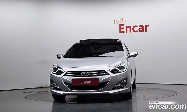 Hyundai i40 2013 1.7 автомат (гидро), миниатюра 3