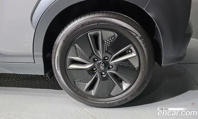 Hyundai Kona 2018 0.2 автомат (гидро), миниатюра 7