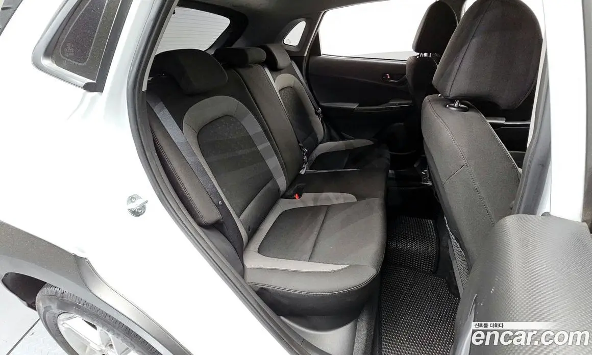 Hyundai Kona 2020 1.6 автомат (гидро), фото 12 Hyundai Kona 2020 1.6 автомат (гидро), фото 12