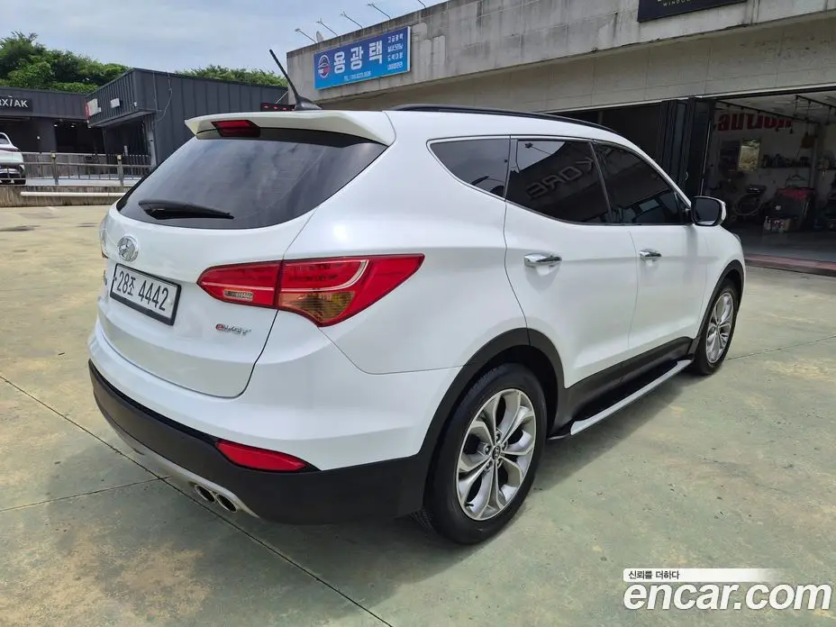 Hyundai Santa Fe 2013 2.0 автомат (гидро), фото 8 Hyundai Santa Fe 2013 2.0 автомат (гидро), фото 8