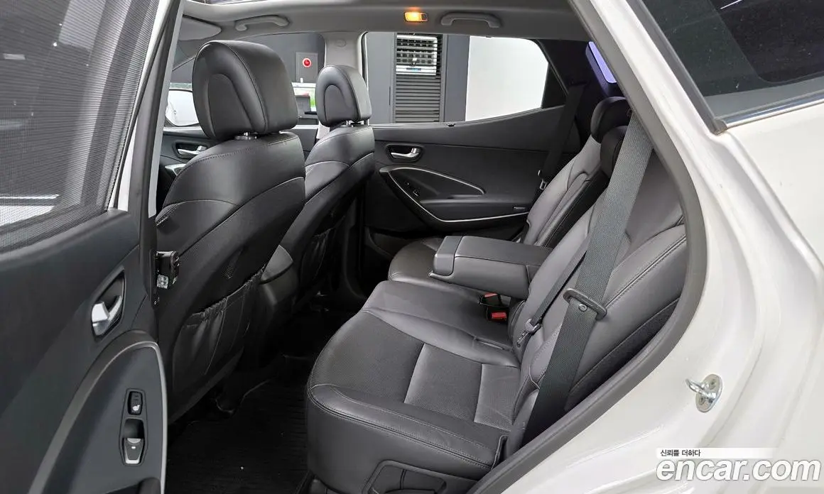 Hyundai Santa Fe 2015 2.0 автомат (гидро), фото 13