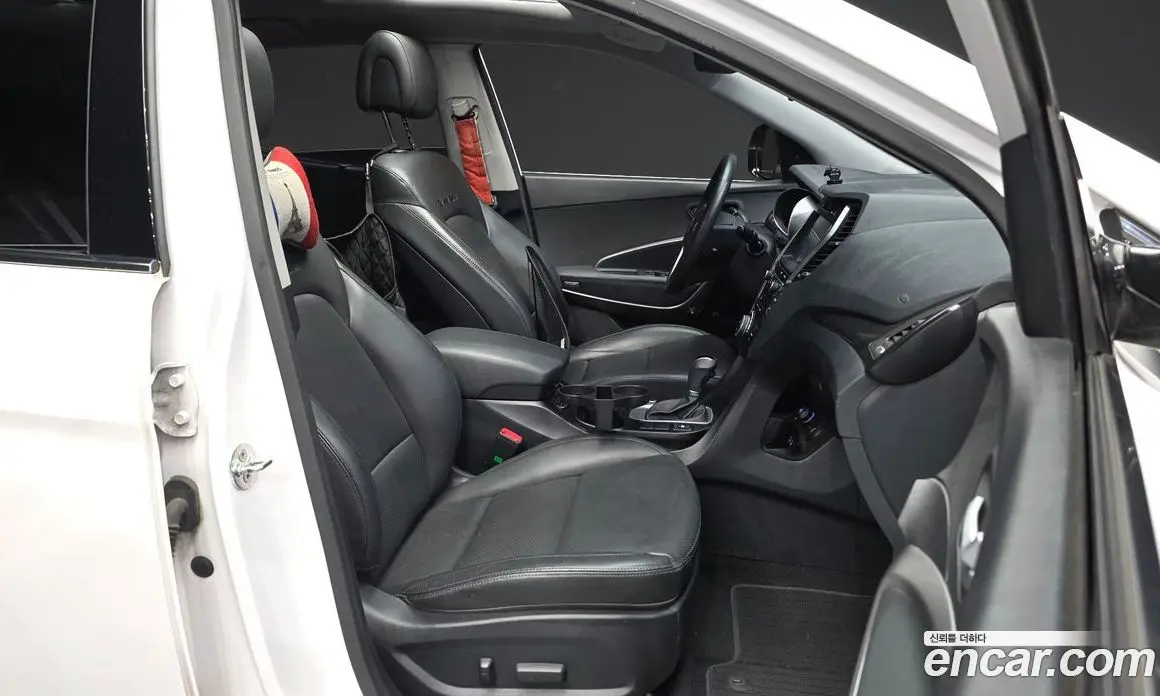 Hyundai Santa Fe 2016 2.0 автомат (гидро), фото 11 Hyundai Santa Fe 2016 2.0 автомат (гидро), фото 11