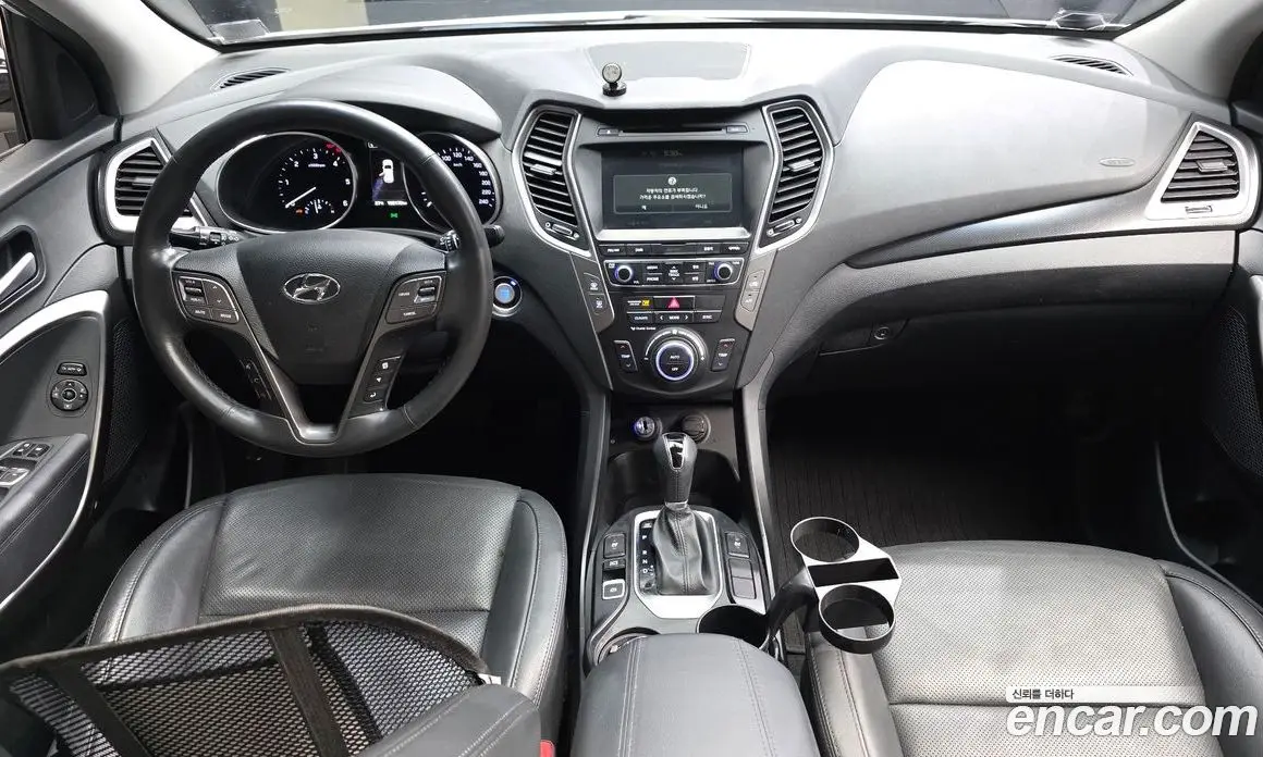 Hyundai Santa Fe 2016 2.0 автомат (гидро), фото 7 Hyundai Santa Fe 2016 2.0 автомат (гидро), фото 7