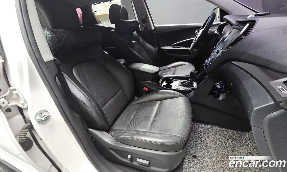 Hyundai Santa Fe 2016 2.0 автомат (гидро), фото 16 Hyundai Santa Fe 2016 2.0 автомат (гидро), фото 16
