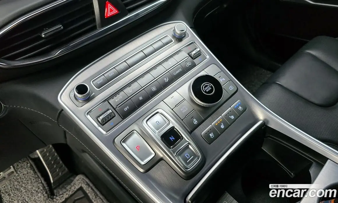Hyundai Santa Fe 2020 2.2 автомат (гидро), фото 9