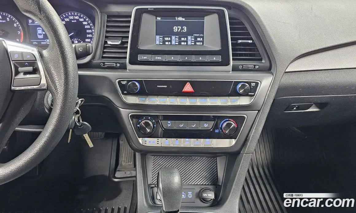 Hyundai Sonata 2017 2.0 автомат (гидро), фото 13 Hyundai Sonata 2017 2.0 автомат (гидро), фото 13