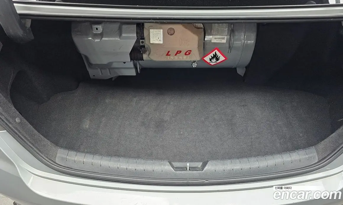 Hyundai Sonata 2017 2.0 автомат (гидро), фото 20 Hyundai Sonata 2017 2.0 автомат (гидро), фото 20