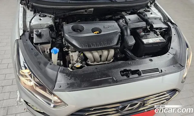 Hyundai Sonata 2017 2.0 автомат (гидро), миниатюра 6 Hyundai Sonata 2017 2.0 автомат (гидро), миниатюра 6