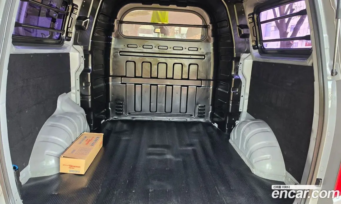 Hyundai Starex 2015 2.5 автомат (гидро), фото 16 Hyundai Starex 2015 2.5 автомат (гидро), фото 16