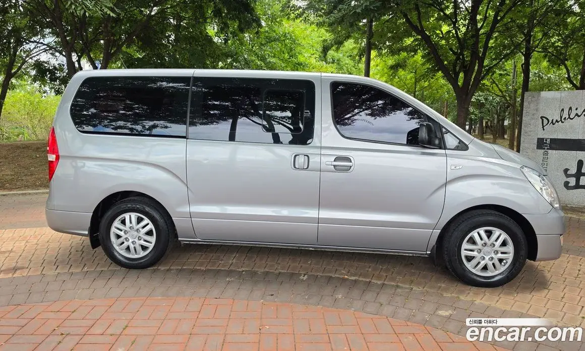 Hyundai Starex 2015 2.5 автомат (гидро), фото 3 Hyundai Starex 2015 2.5 автомат (гидро), фото 3