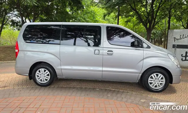Hyundai Starex 2015 2.5 автомат (гидро), миниатюра 3 Hyundai Starex 2015 2.5 автомат (гидро), миниатюра 3
