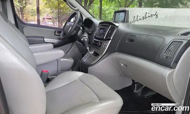 Hyundai Starex 2015 2.5 автомат (гидро), миниатюра 10 Hyundai Starex 2015 2.5 автомат (гидро), миниатюра 10