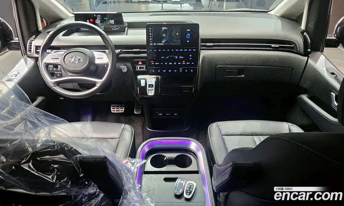 Hyundai Staria 2022 2.2 автомат (гидро), фото 7