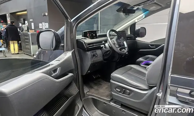 Hyundai Staria 2022 2.2 автомат (гидро), миниатюра 10