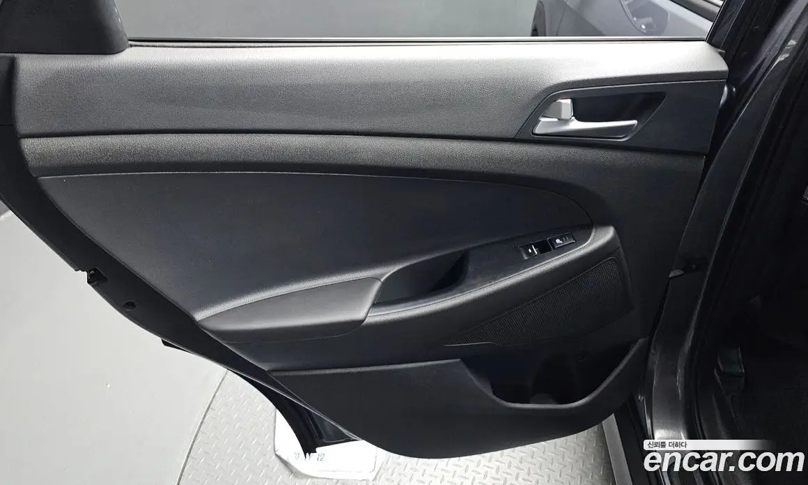 Hyundai Tucson 2019 1.6 автомат (гидро), фото 15