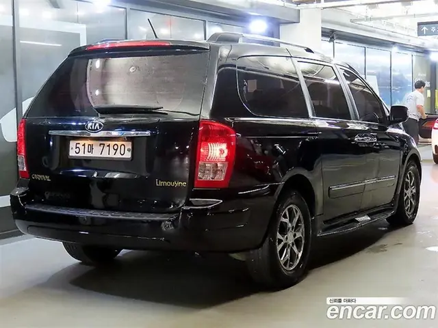Kia Carnival 2013 2.2 автомат (гидро), миниатюра 11 Kia Carnival 2013 2.2 автомат (гидро), миниатюра 11