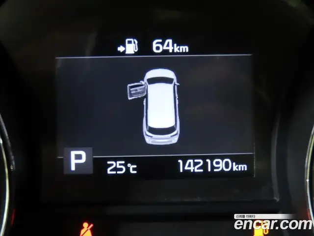Kia Carnival 2018 2.2 автомат (гидро), миниатюра 9