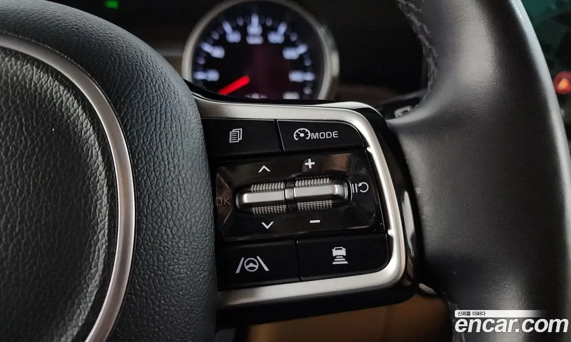 Kia Carnival 2020 2.2 автомат (гидро), фото 16 Kia Carnival 2020 2.2 автомат (гидро), фото 16