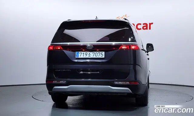 Kia Carnival 2020 2.2 автомат (гидро), миниатюра 4 Kia Carnival 2020 2.2 автомат (гидро), миниатюра 4