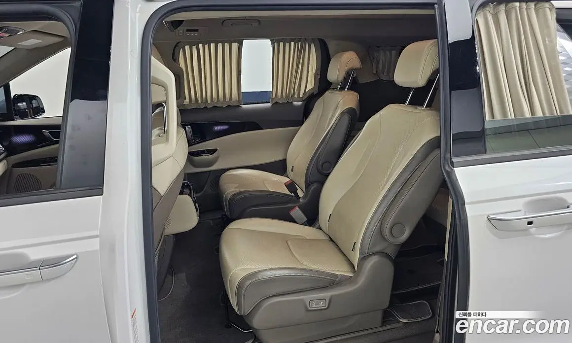 Kia Carnival 2021 2.2 автомат (гидро), фото 12 Kia Carnival 2021 2.2 автомат (гидро), фото 12