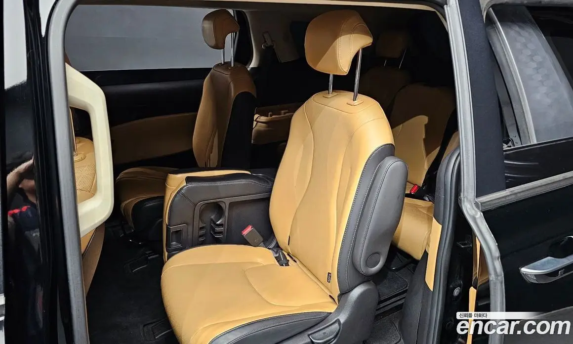Kia Carnival 2021 2.2 автомат (гидро), фото 17 Kia Carnival 2021 2.2 автомат (гидро), фото 17
