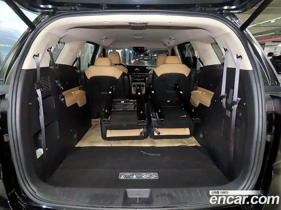 Kia Carnival 2021 2.2 автомат (гидро), фото 17 Kia Carnival 2021 2.2 автомат (гидро), фото 17