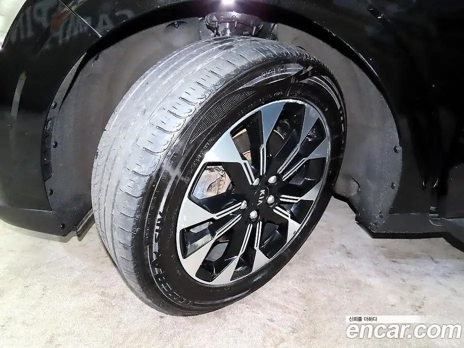 Kia Carnival 2021 2.2 автомат (гидро), фото 20 Kia Carnival 2021 2.2 автомат (гидро), фото 20