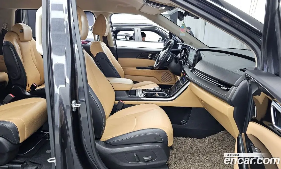 Kia Carnival 2022 2.2 автомат (гидро), фото 17 Kia Carnival 2022 2.2 автомат (гидро), фото 17