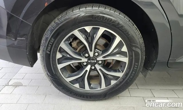 Kia Carnival 2022 2.2 автомат (гидро), миниатюра 5 Kia Carnival 2022 2.2 автомат (гидро), миниатюра 5
