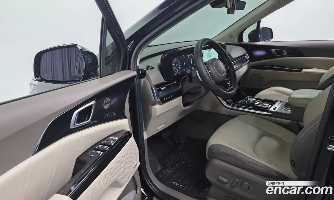 Kia Carnival 2022 2.2 автомат (гидро), фото 17 Kia Carnival 2022 2.2 автомат (гидро), фото 17