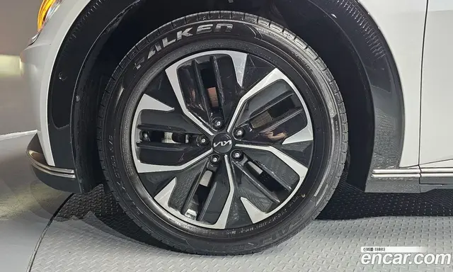 Kia EV6 2022 0.1 автомат (гидро), миниатюра 5