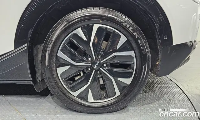 Kia EV6 2022 0.1 автомат (гидро), миниатюра 7
