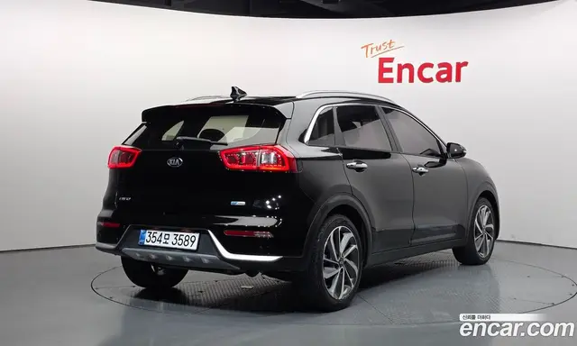 Kia Niro 2017 1.6 автомат (гидро), миниатюра 2