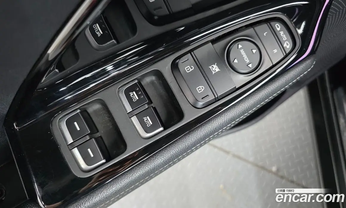 Kia Niro 2017 1.6 автомат (гидро), фото 12