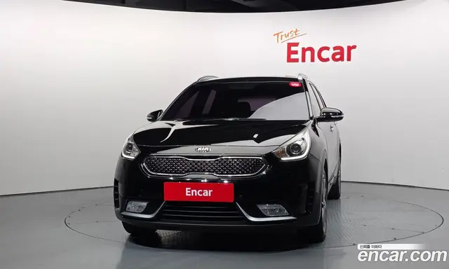 Kia Niro 2017 1.6 автомат (гидро), миниатюра 3