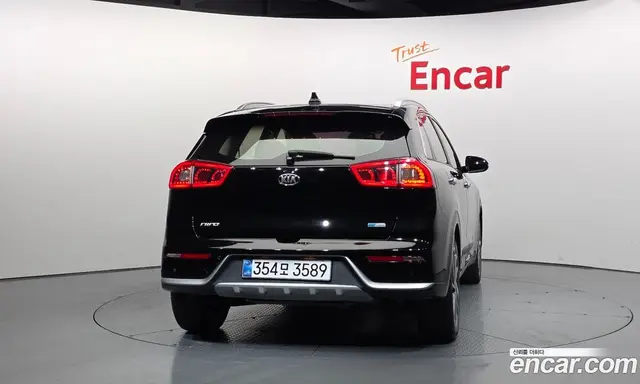 Kia Niro 2017 1.6 автомат (гидро), миниатюра 4