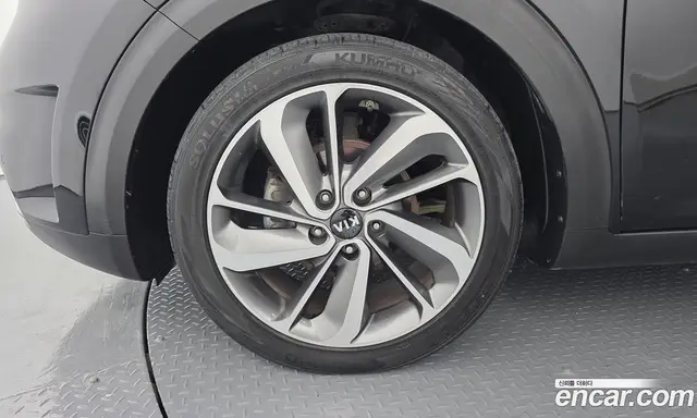 Kia Niro 2017 1.6 автомат (гидро), миниатюра 5