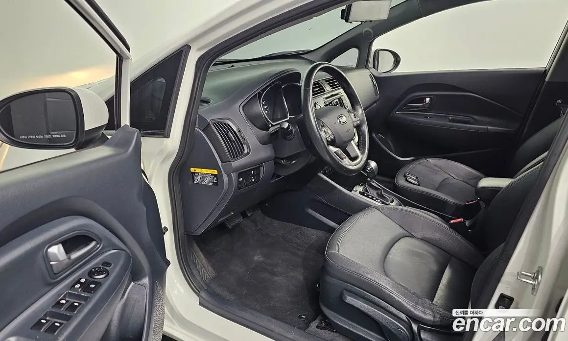 Kia Pride 2014 1.6 автомат (гидро), фото 13 Kia Pride 2014 1.6 автомат (гидро), фото 13