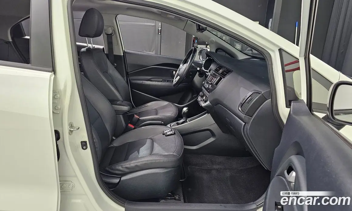 Kia Pride 2014 1.6 автомат (гидро), фото 18 Kia Pride 2014 1.6 автомат (гидро), фото 18