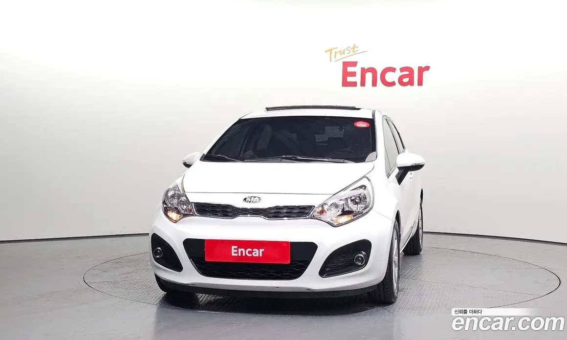 Kia Pride 2014 1.6 автомат (гидро), фото 3 Kia Pride 2014 1.6 автомат (гидро), фото 3