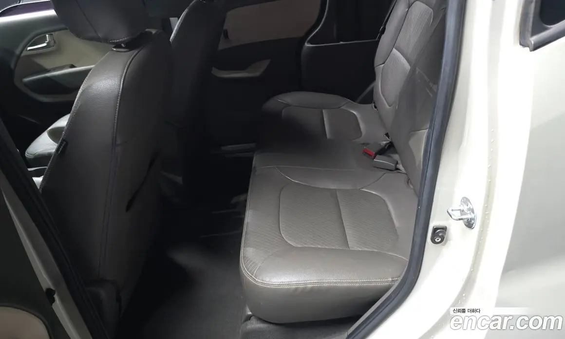 Kia Ray 2012 1.0 автомат (гидро), фото 12